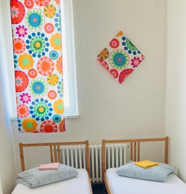 Hostel Praha Ladvi Экстерьер фото