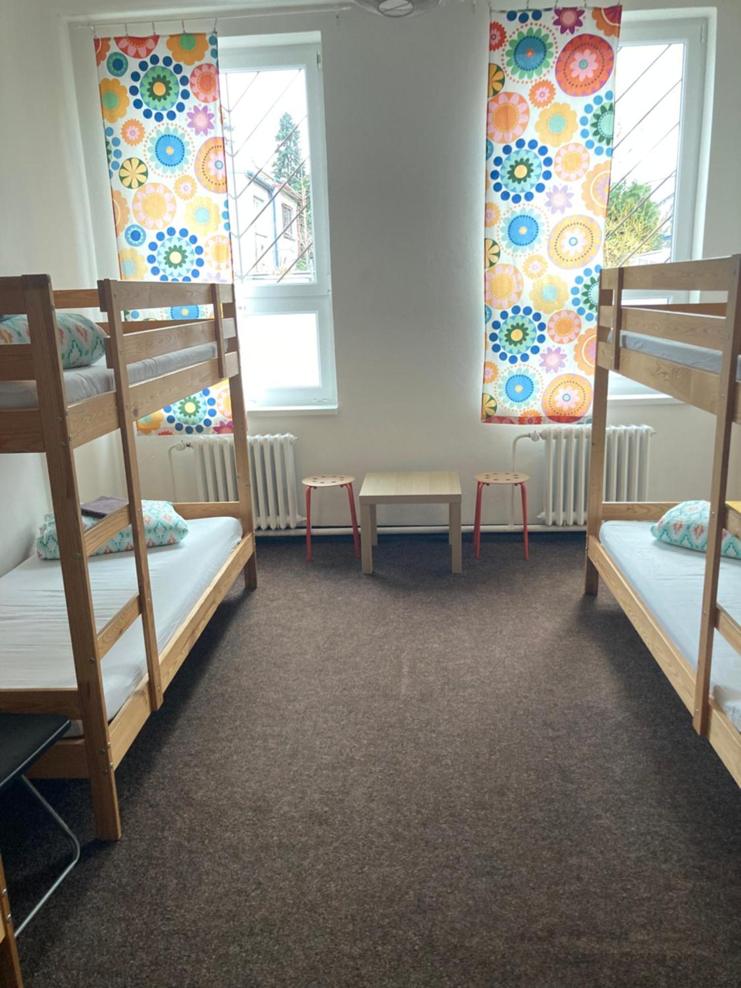 Hostel Praha Ladvi Экстерьер фото